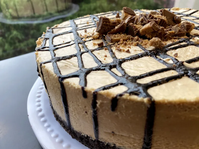 Peanut butter pie with chocolate ganache drizzle